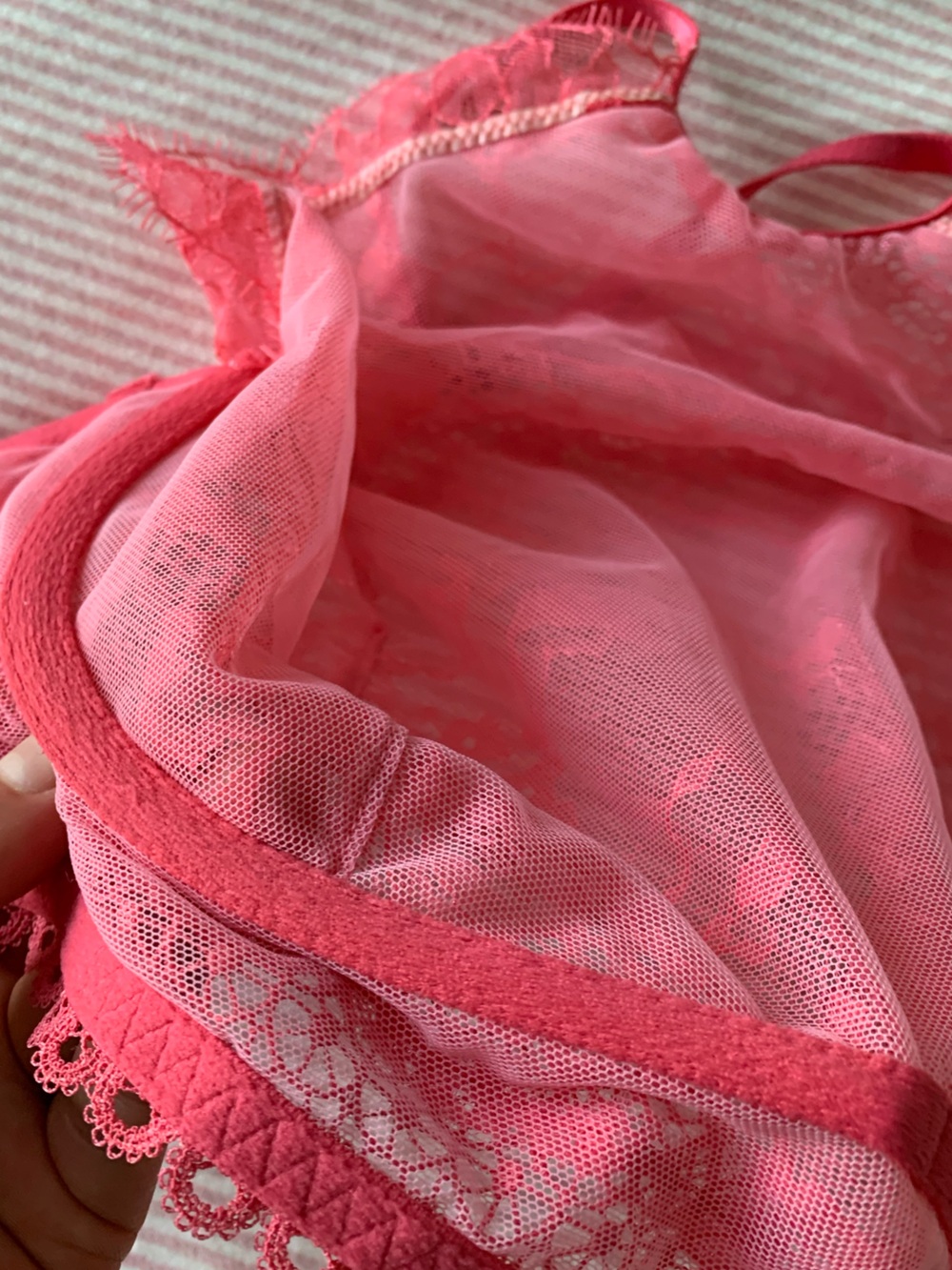 Victoria's Secret Coral Lace Halter Bandeau Bralette - Picture 7 of 11